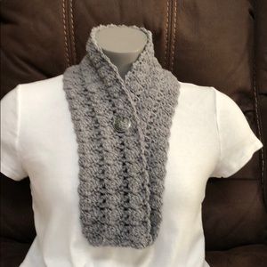 Neck warmer button scarf hand crocheted GRAY